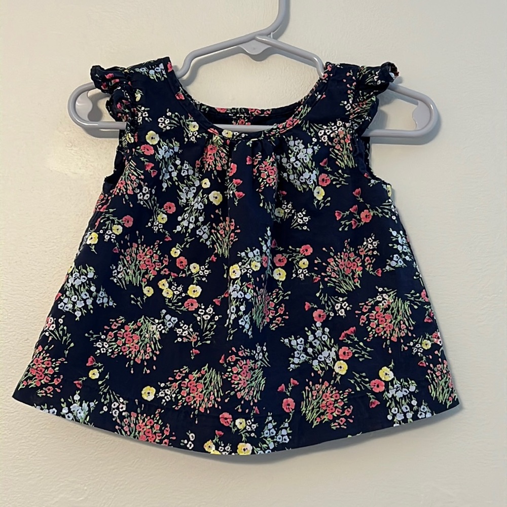 Baby Gap 6-12M Top
